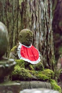 Walking to Okunoin